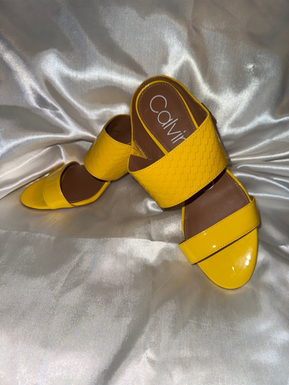 Calvin Klein Sz 7 Bright Yellow Double-Band Slide Mules